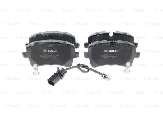 Arka Fren Balatası, Kablo 220mm Audi A4 A5 A6 A7,  Porsche Macan BOSCH 0986494488 / 4G0698451